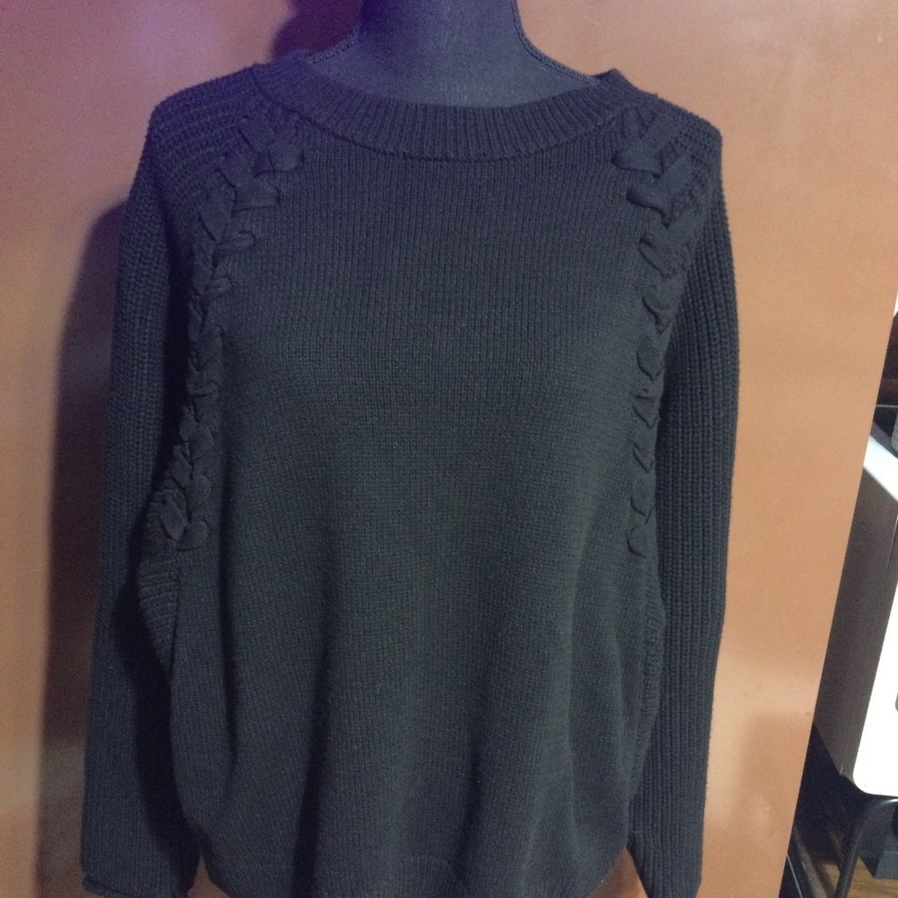 Simply Vera Wang: Black,lace up crewneck Sweater-Size: Extra Large